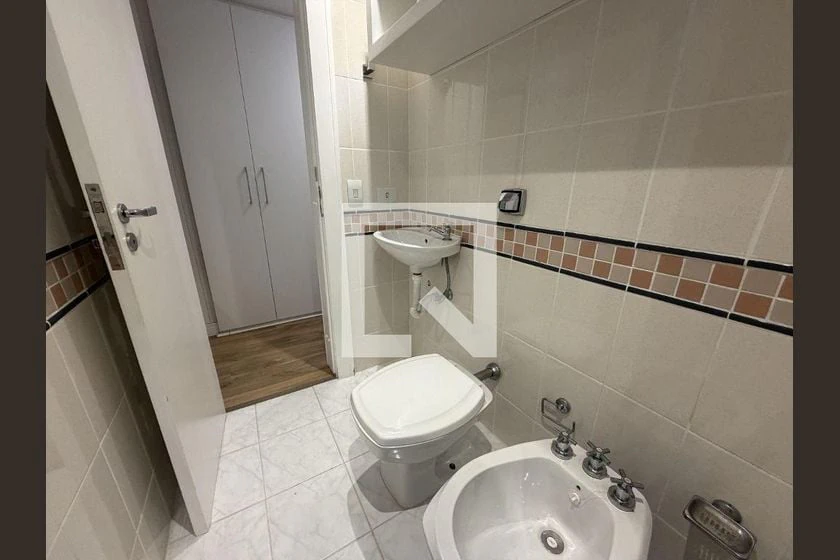 176 m² apartment with a private pool and a bathtub — photo 29