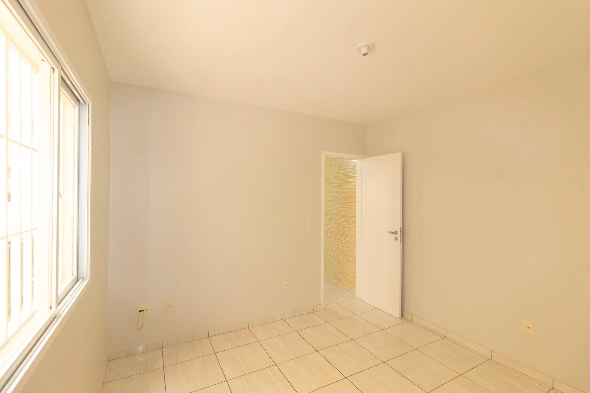 Apartamento de 1 quarto com 1 vaga e área de serviço — photo 9