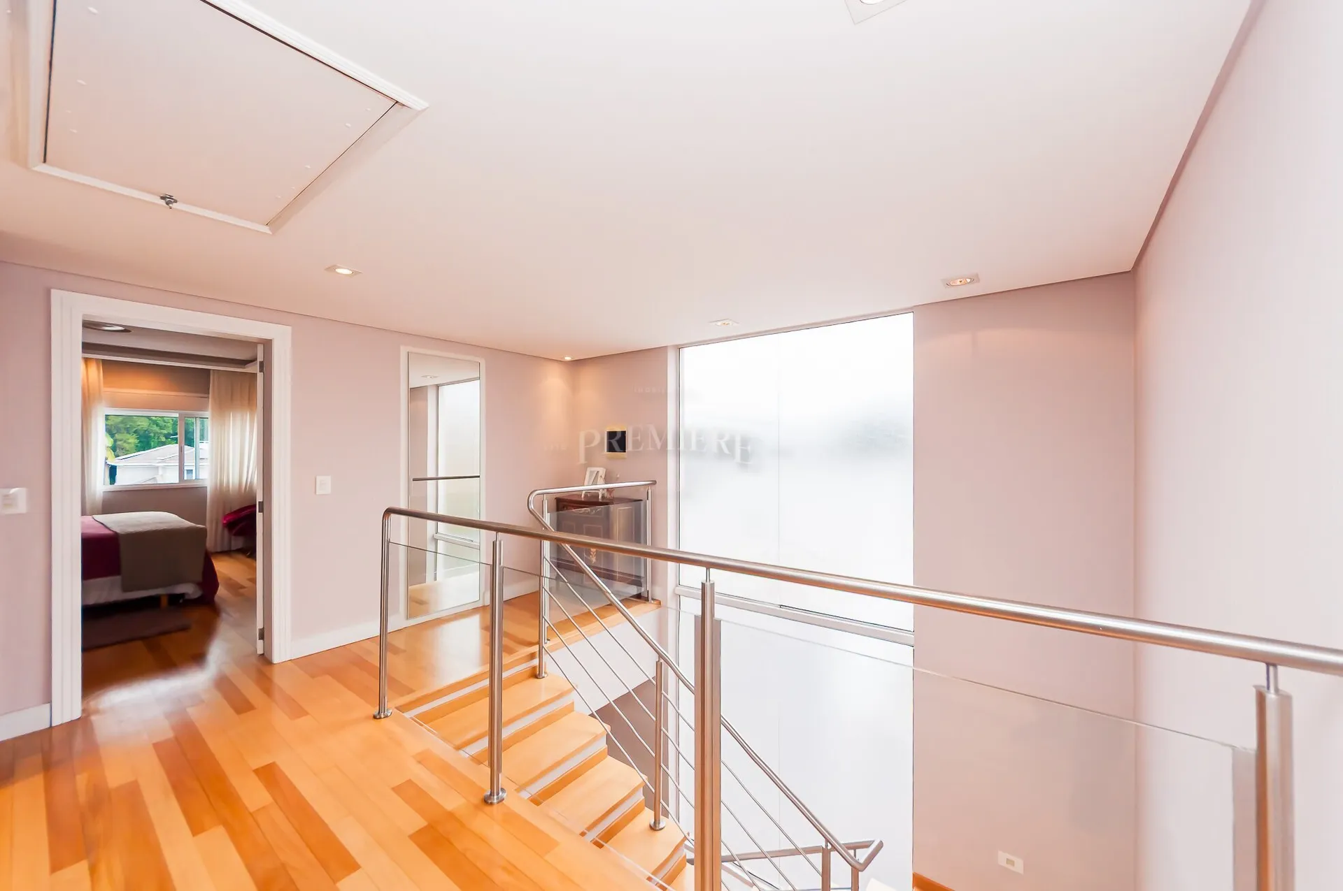 House with 3 en-suite bedrooms and 450 m² — photo 35