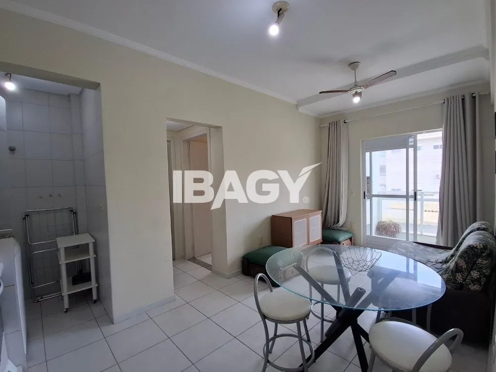 Furnished 1-bedroom apartment with an integrated kitchen — photo 6