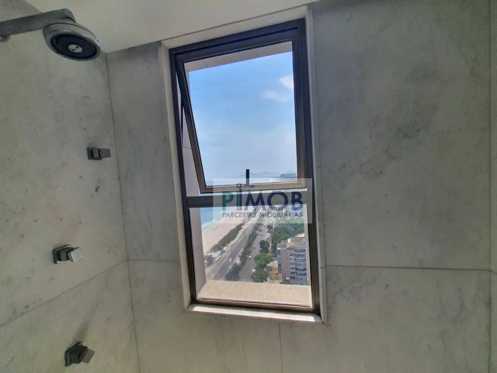 Furnished 260 m² apartment on the 23rd floor with 3 spots — photo 46