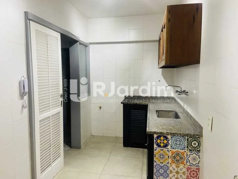 Apartamento com 3 quartos, 3 banheiros e varanda — photo 8