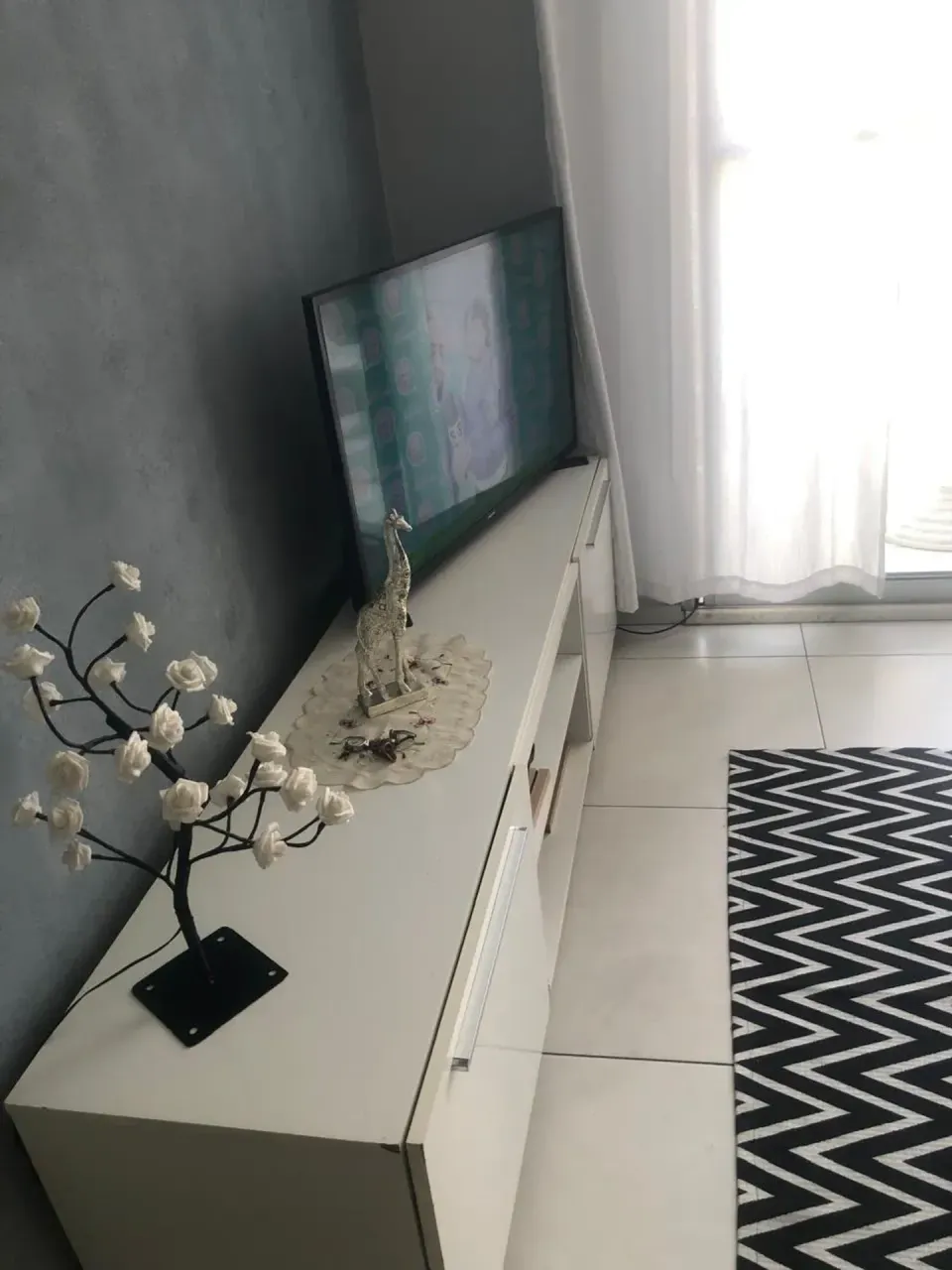 Apartamento mobiliado com 2 quartos e varanda — photo 3