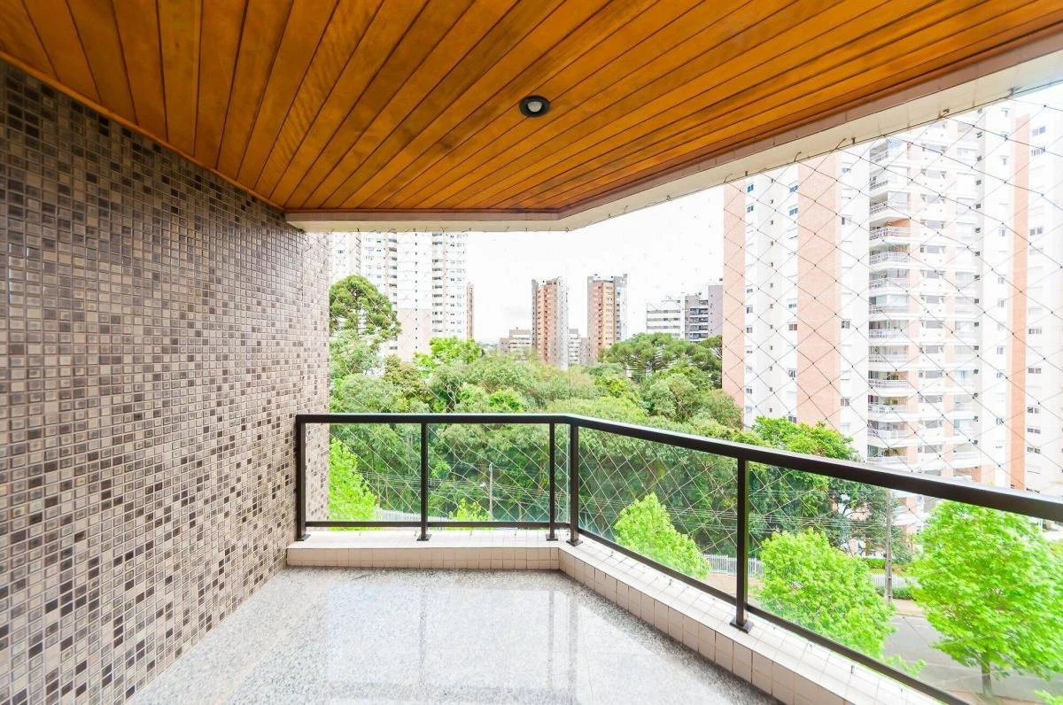 Балкон с грилем и 4 спальни: квартира 322 м² — photo 17