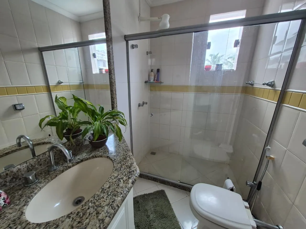 Furnished house for rent with 4 bedrooms and 5 bathrooms — photo 33