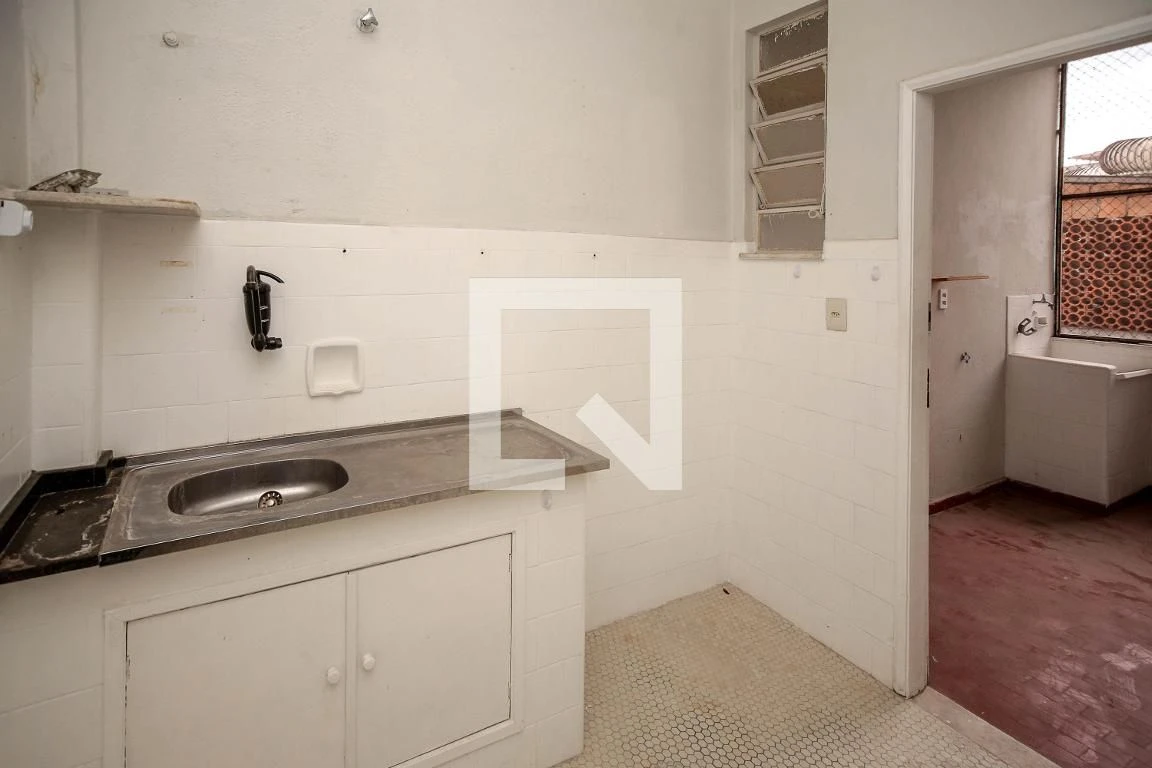 Apartment, 78 m², with wood or laminate floors — photo 27