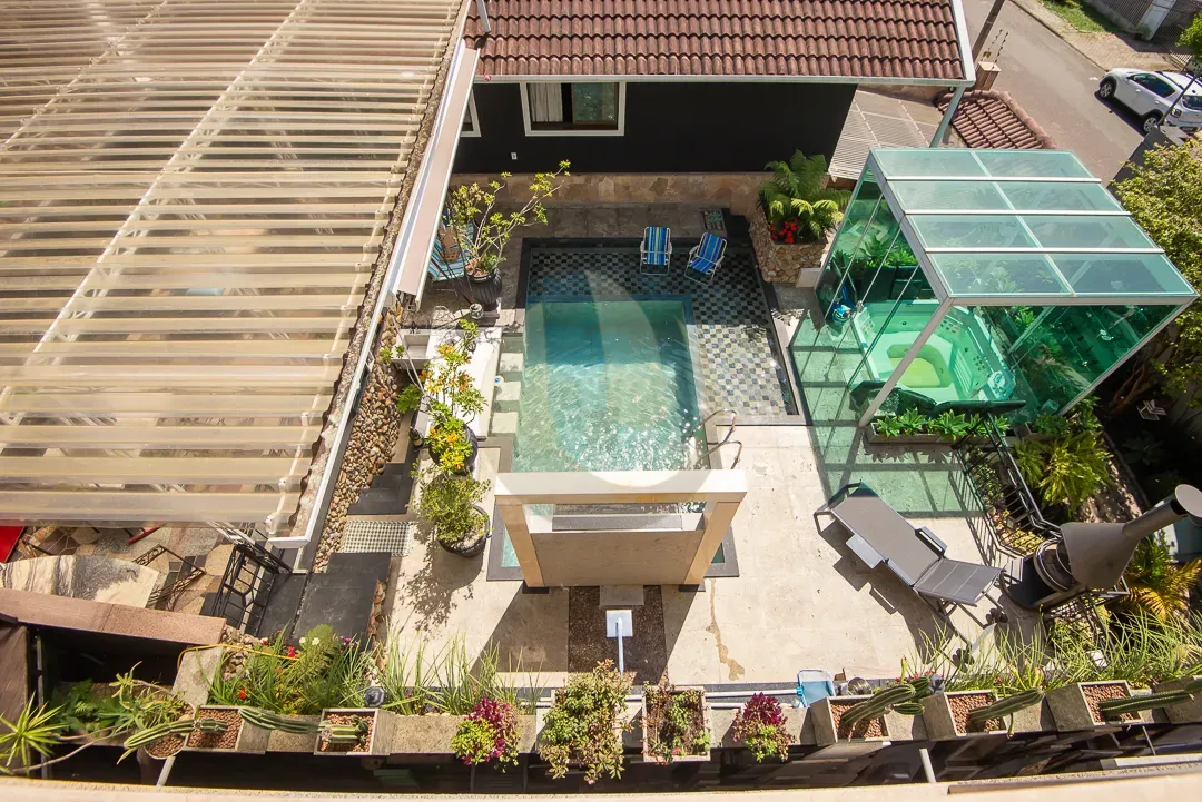 Furnished 860 m² house with 5 bedrooms and 10 bathrooms — photo 17