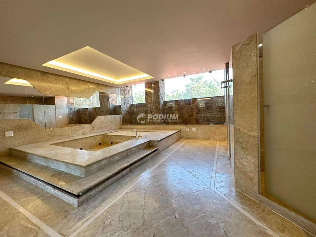 House with 4 en-suite bedrooms and a balcony with BBQ — photo 21