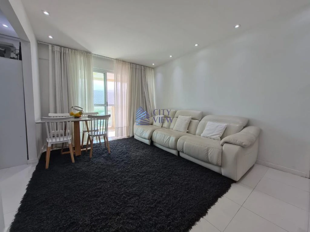 Furnished 2-bedroom duplex with private terrace — photo 2