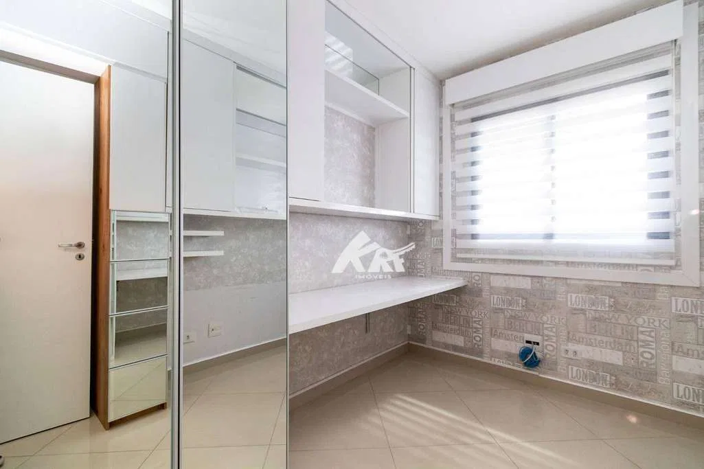 2-bedroom apartment in a building with a sauna — photo 23