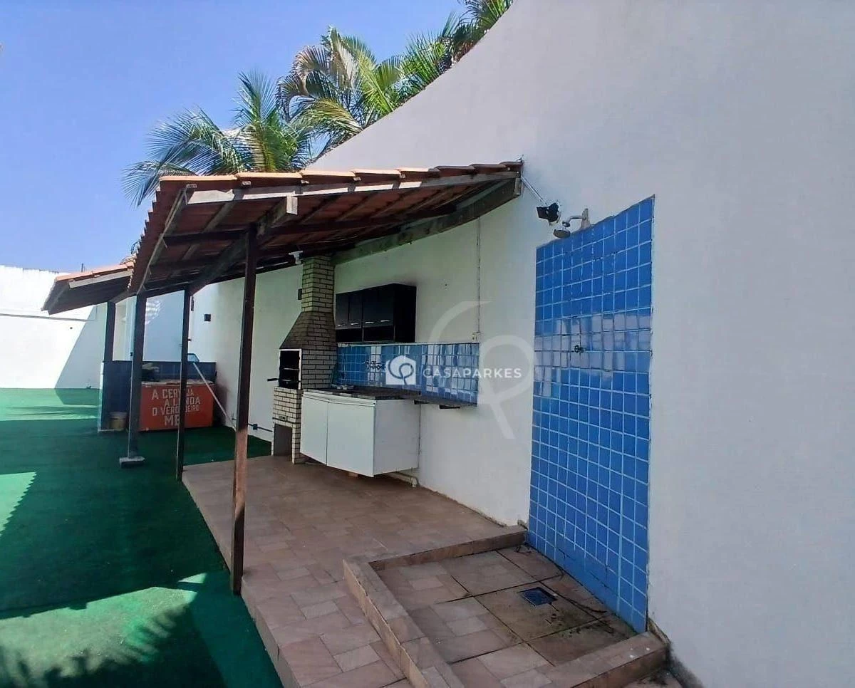 Casa com 6 quartos e cozinha aberta a gás, 450 m² — photo 8