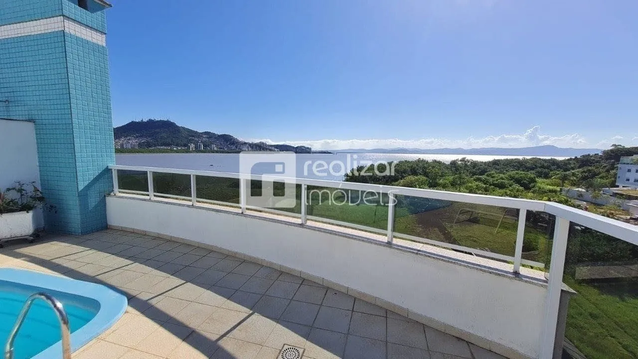2-bedroom penthouse with 307 m² and 4 bathrooms — photo 6