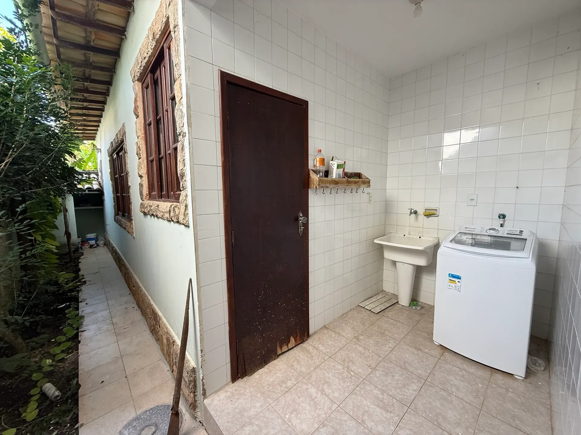 Furnished house, 350 m², with a glass-enclosed balcony — photo 25