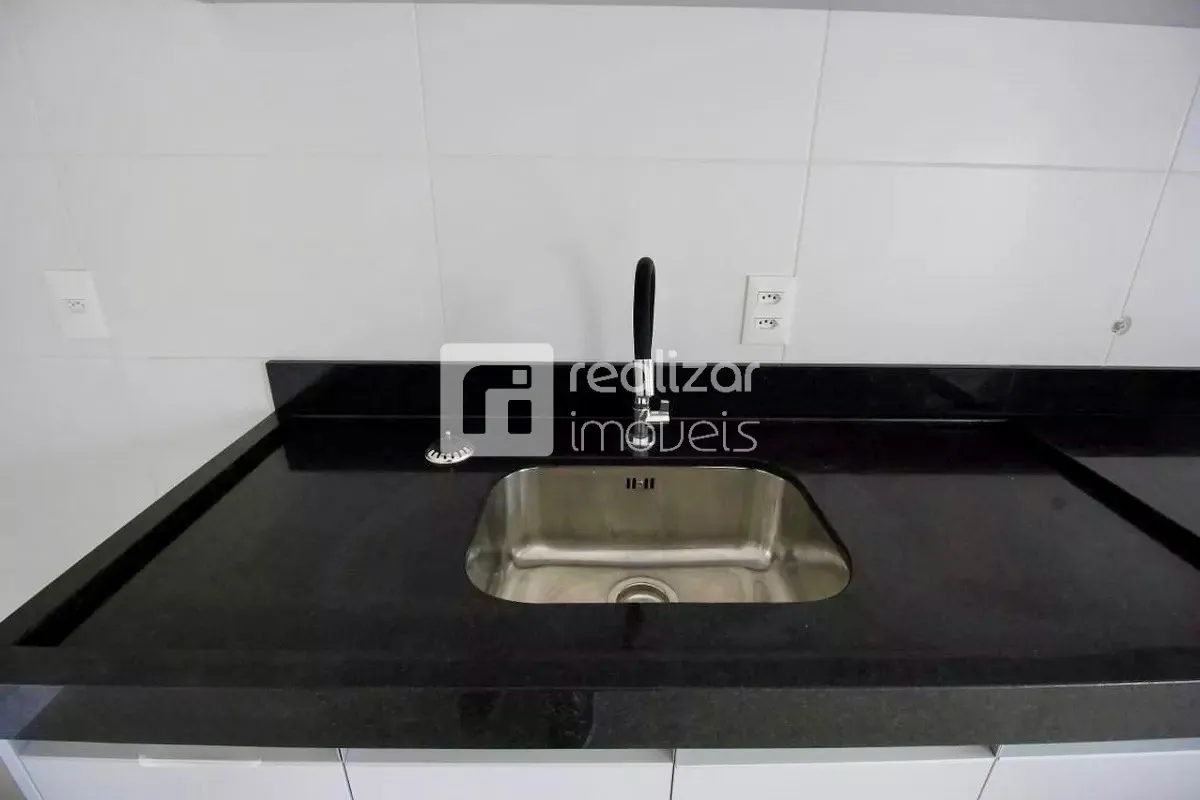 2-bedroom apartment with a private garden and balcony