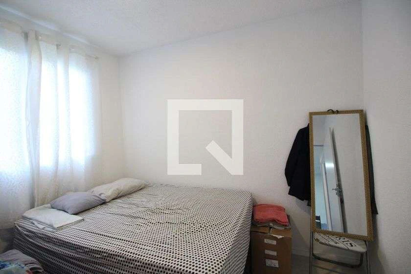 Apartamento de 2 quartos com 1 banheiro e cozinha separada — photo 26