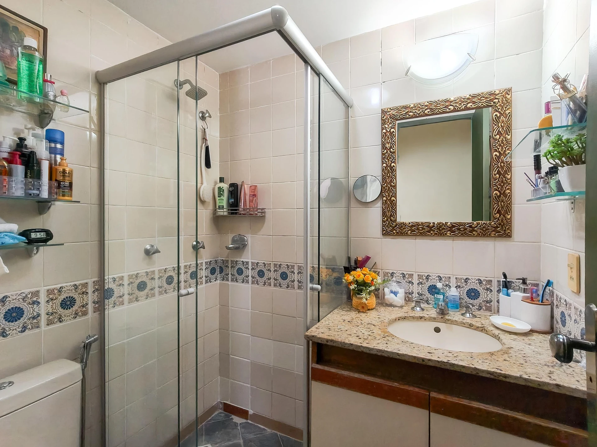 Mountain view in a 3-bedroom apartment, 200 m² — photo 14