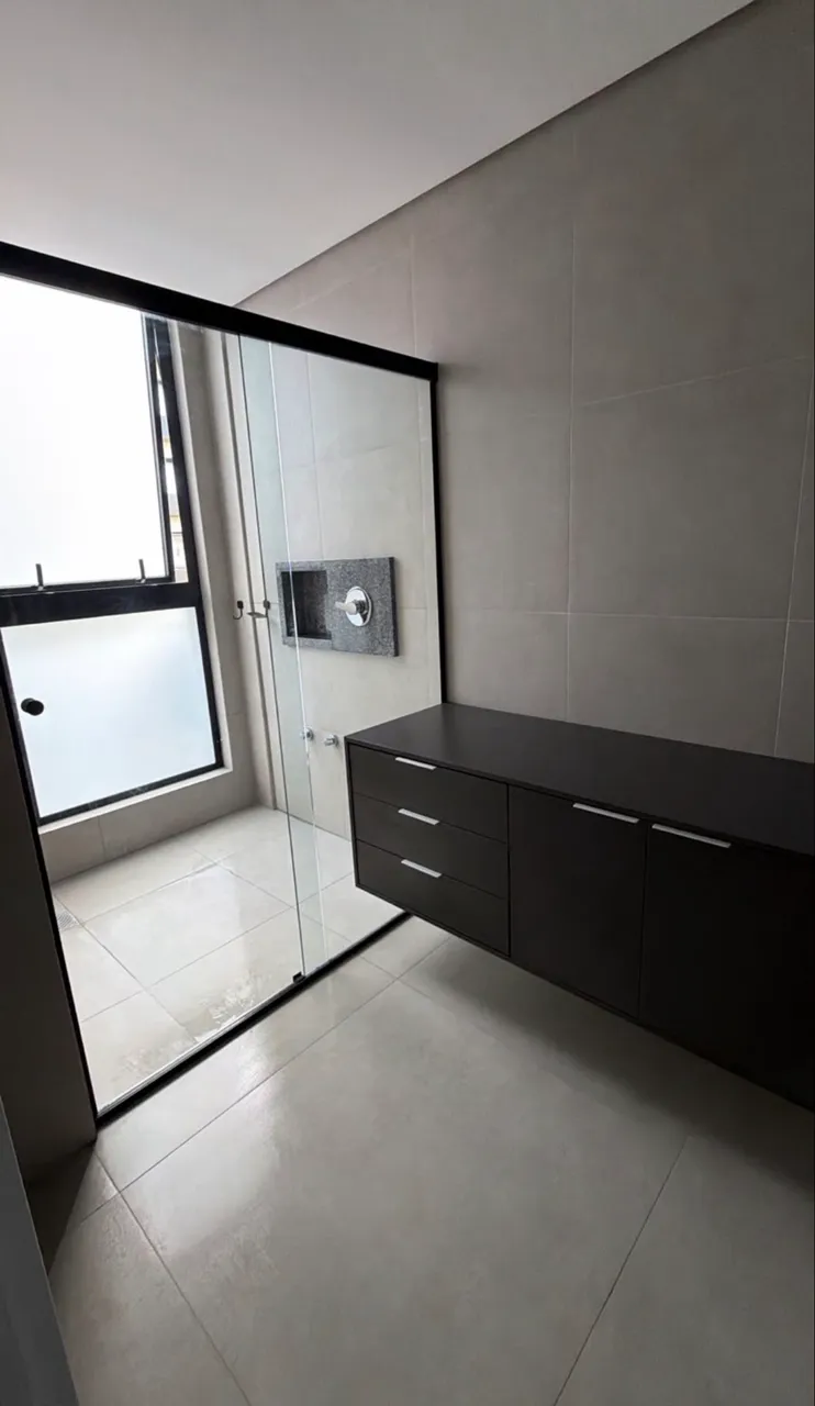 Apartment, 41 m², with a glass-enclosed balcony — photo 3