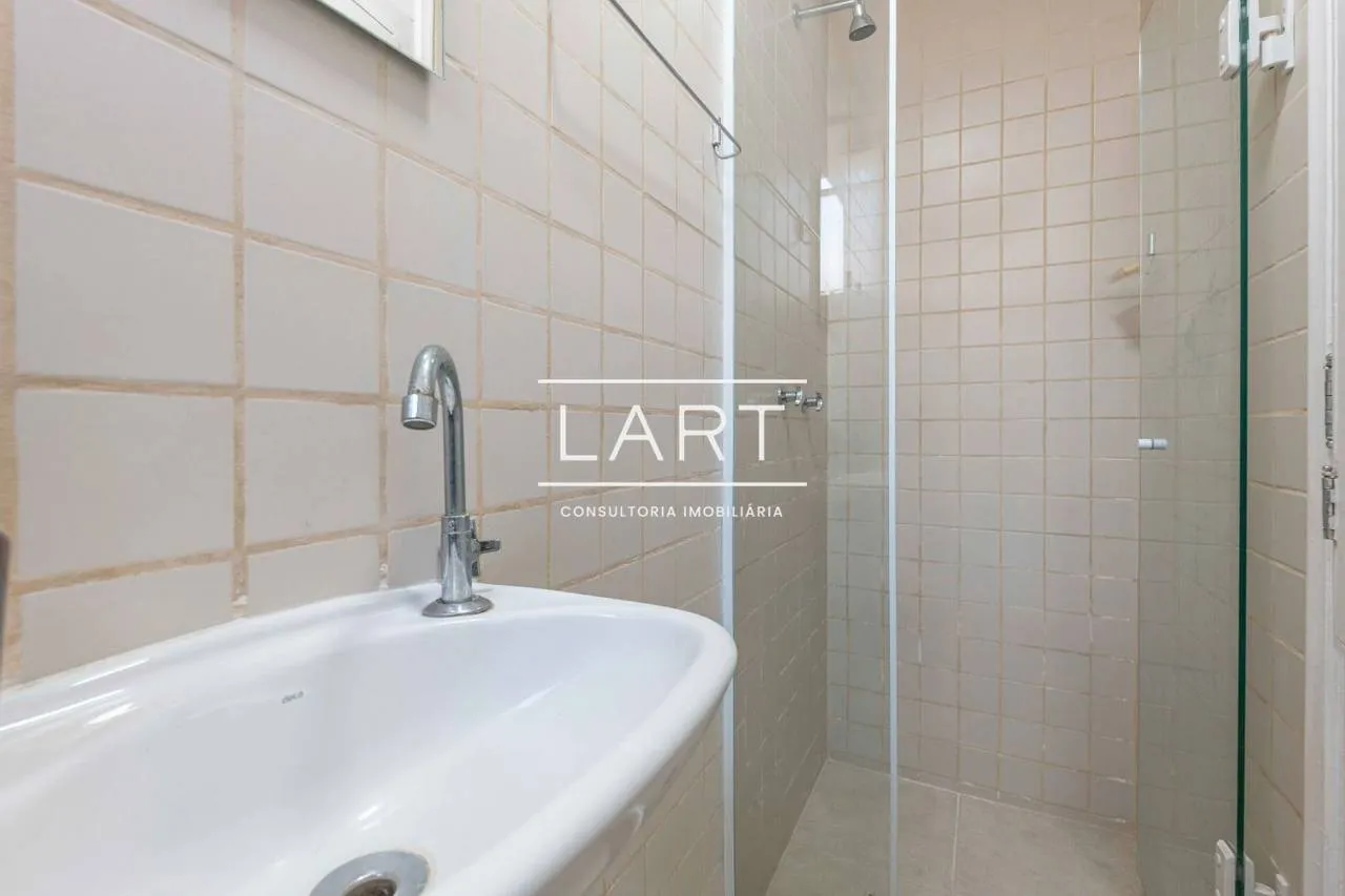 Unfurnished 4-bedroom apartment with 4 bathrooms — photo 29