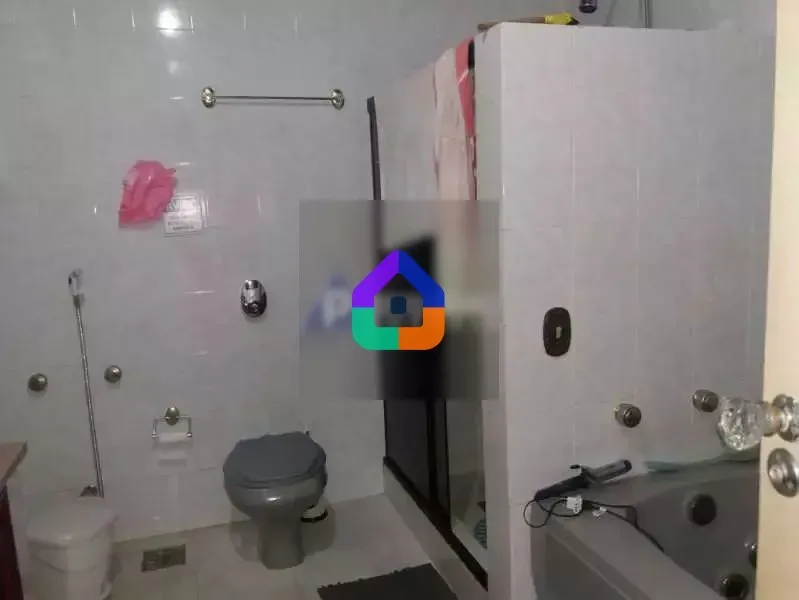 Casa com 4 quartos e 5 banheiros com ar-condicionado — photo 29