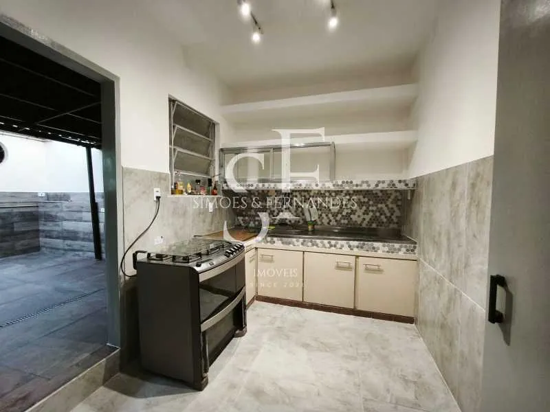 Washing machine in a 3-bedroom apartment, 152 m² — photo 14