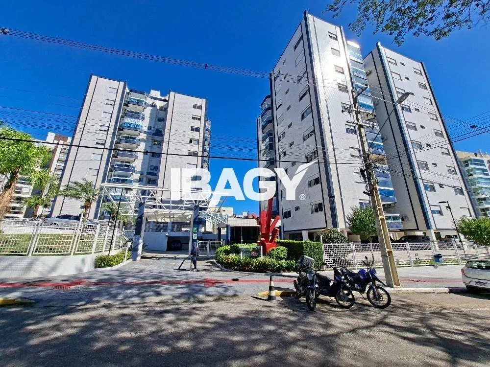 Затишна мебльована квартира з 3 спальнями та кухнею — photo 42