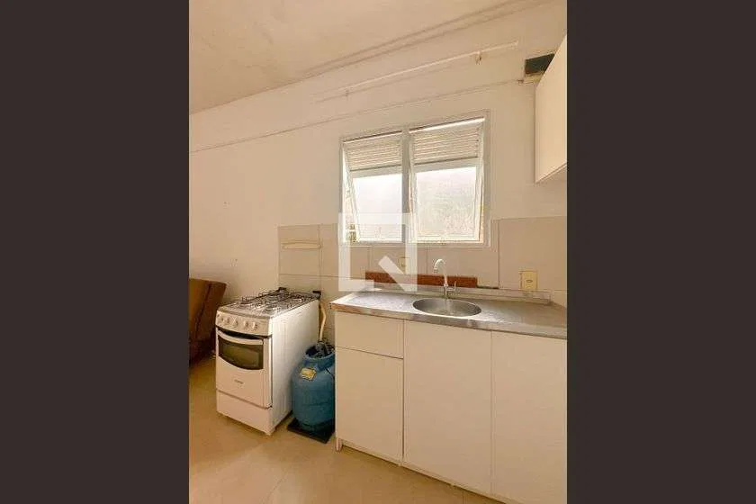Furnished 30 m² apartment with 1 bedroom — photo 24