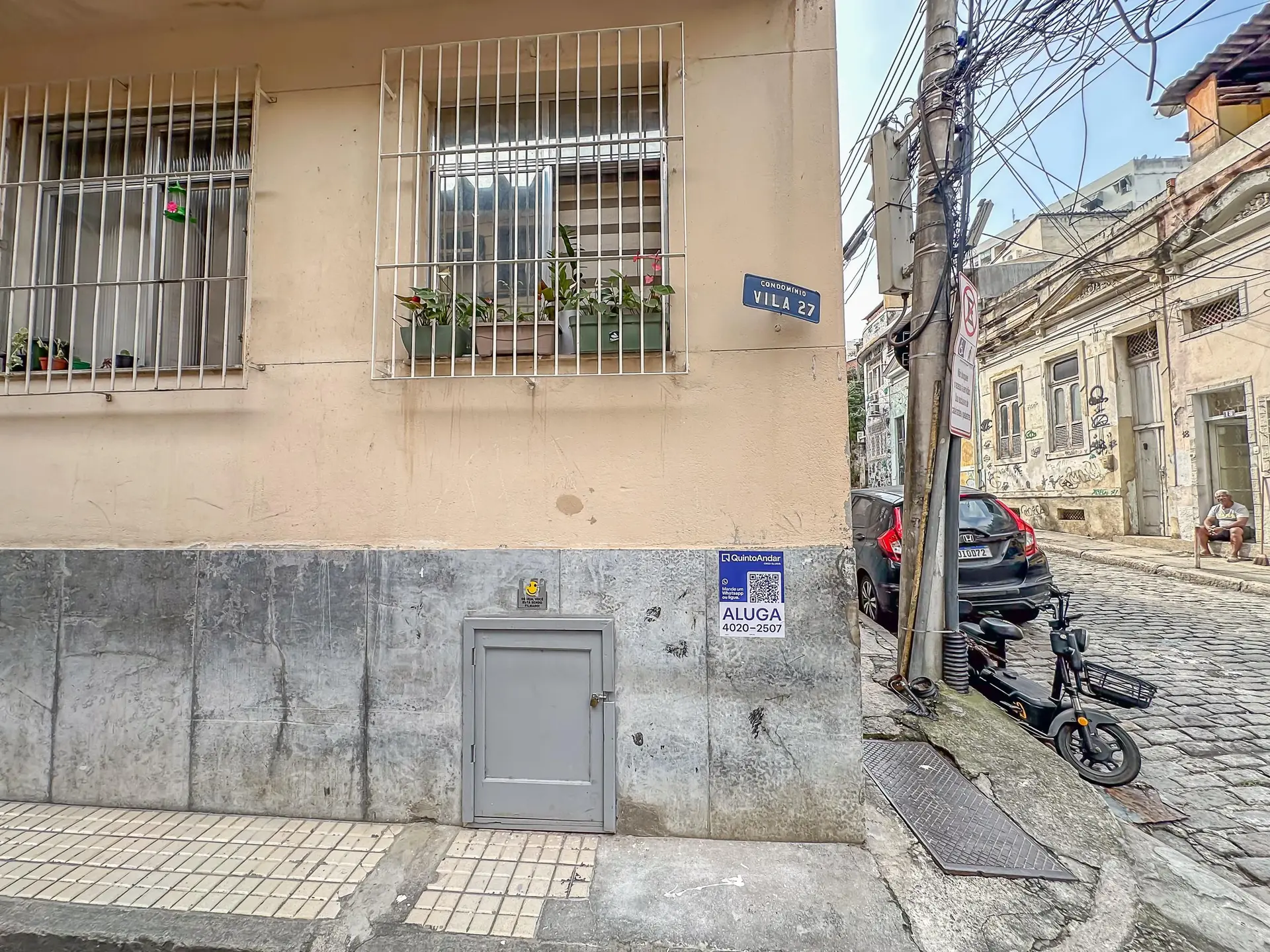 Furnished 2-bedroom apartment with a balcony — photo 44