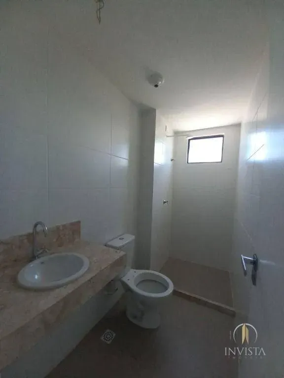 2-bedroom apartment with 1 en-suite bath and private BBQ — photo 14