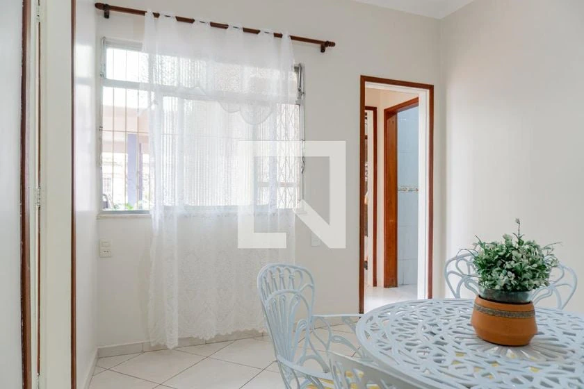 42 m² rental apartment with 2 bedrooms and balcony — photo 17