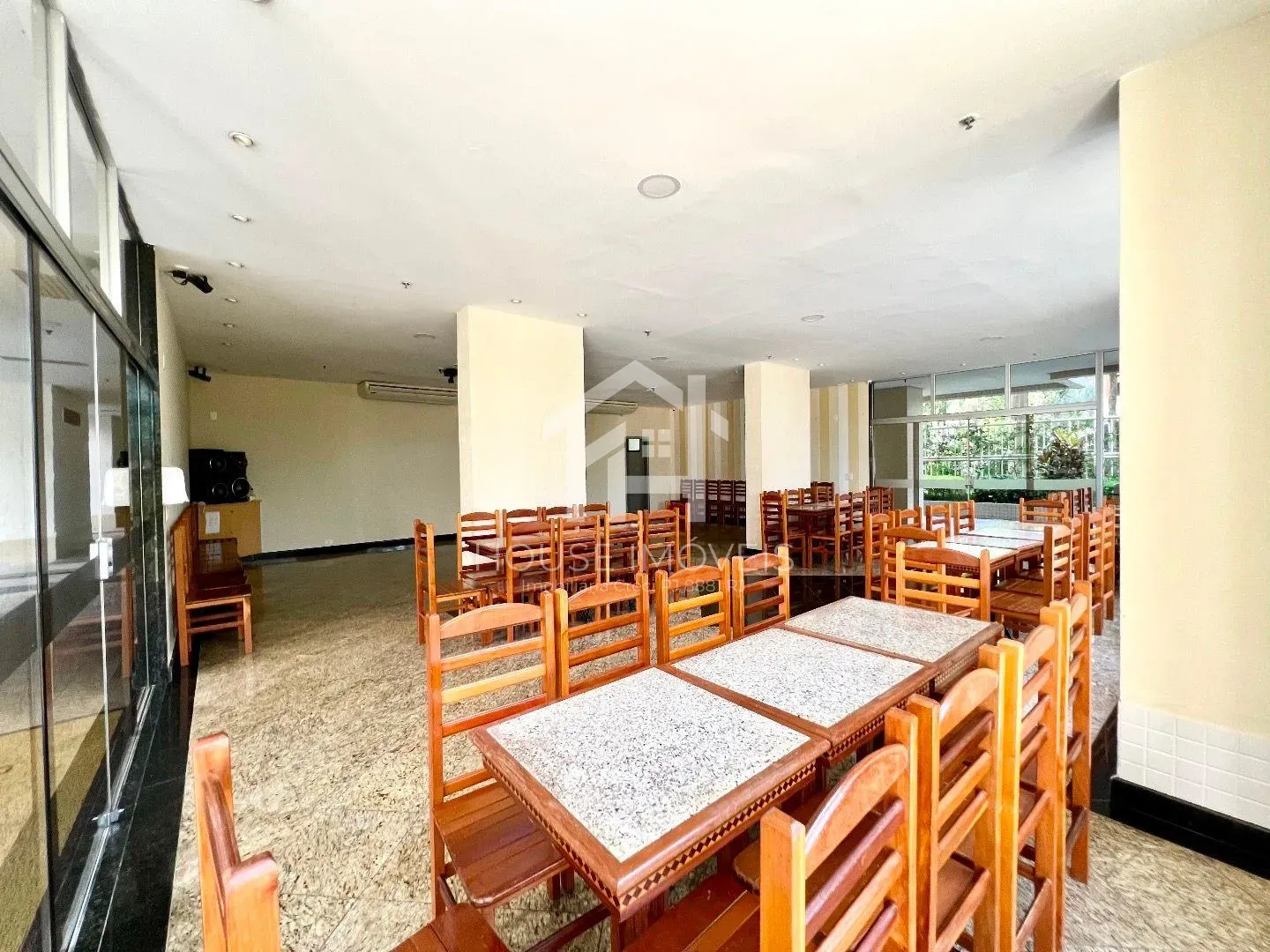 Apartamento com 2 quartos, 2 banheiros e 1 vaga — photo 22