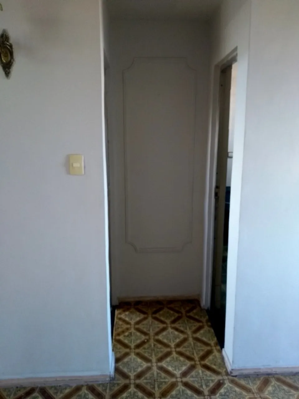 2-bedroom apartment with a mountain view — photo 15