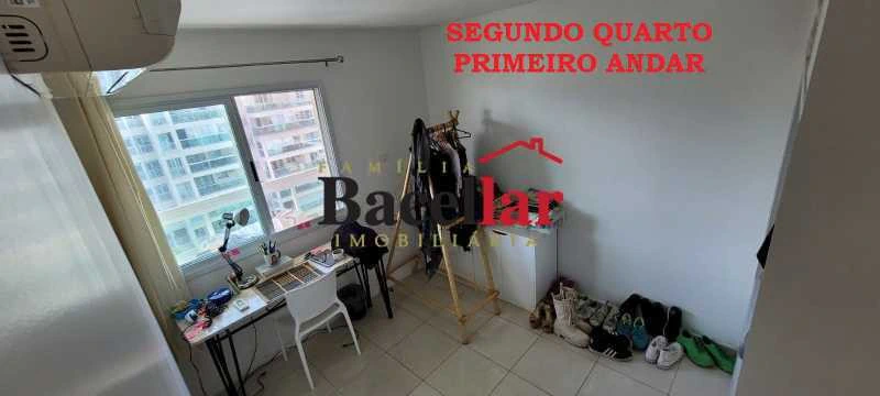 Furnished 203 m² apartment with enclosed balcony — photo 4