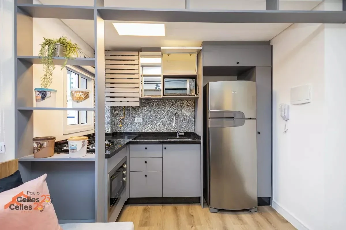 Home office in a one-bedroom apartment, 24 m² — photo 8