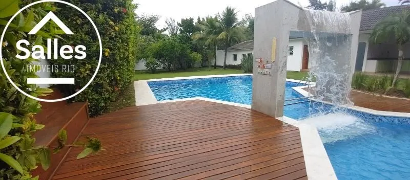 Casa sem mobília com 4 quartos, 5 banheiros e varanda — photo 3