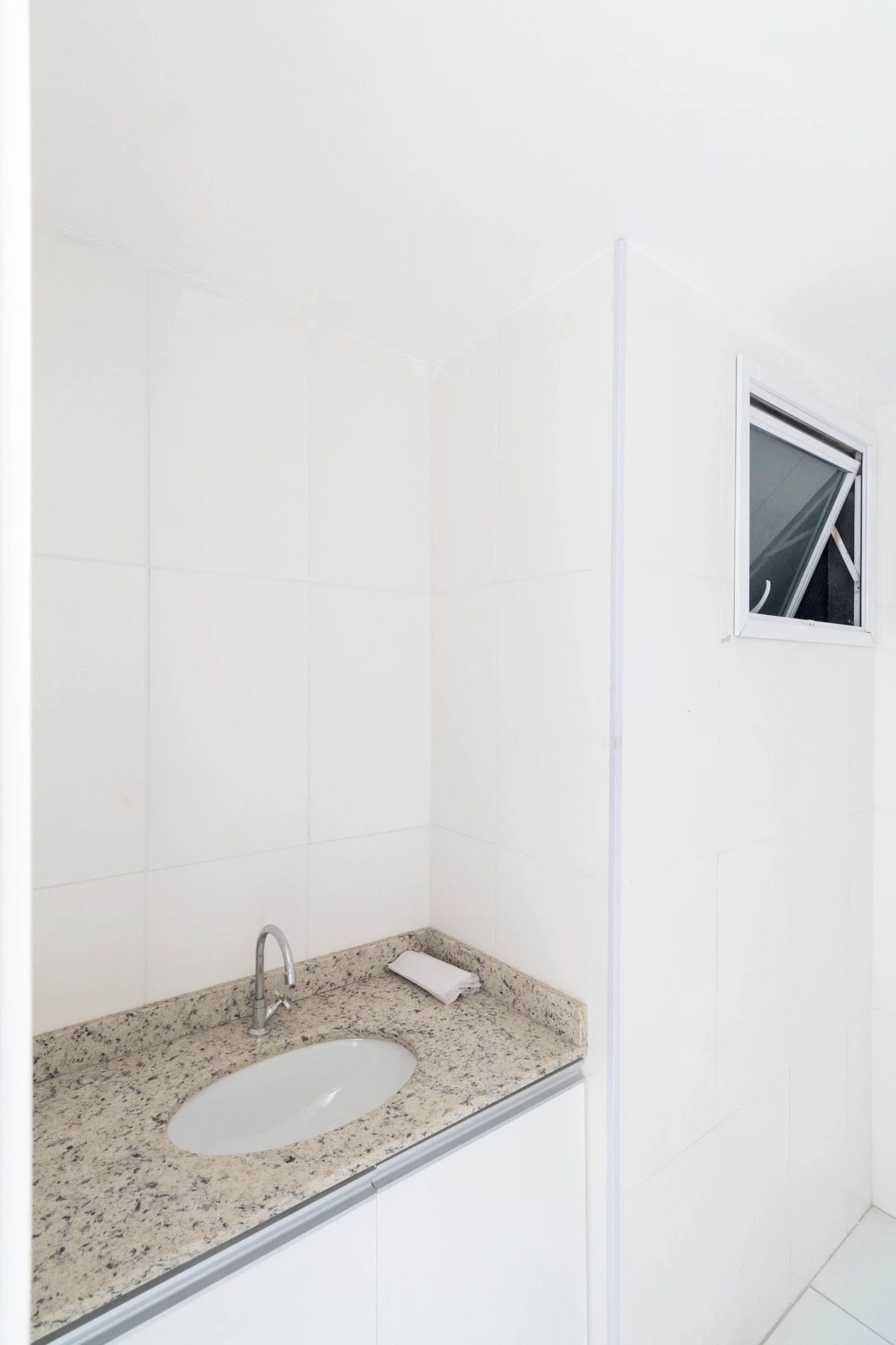 Renting apartment with 4 bedrooms and 3 bathrooms — photo 64