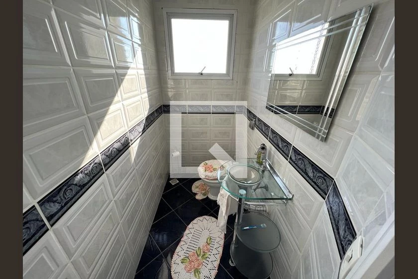 House with 3 bedrooms and 2 en-suite bathrooms — photo 12