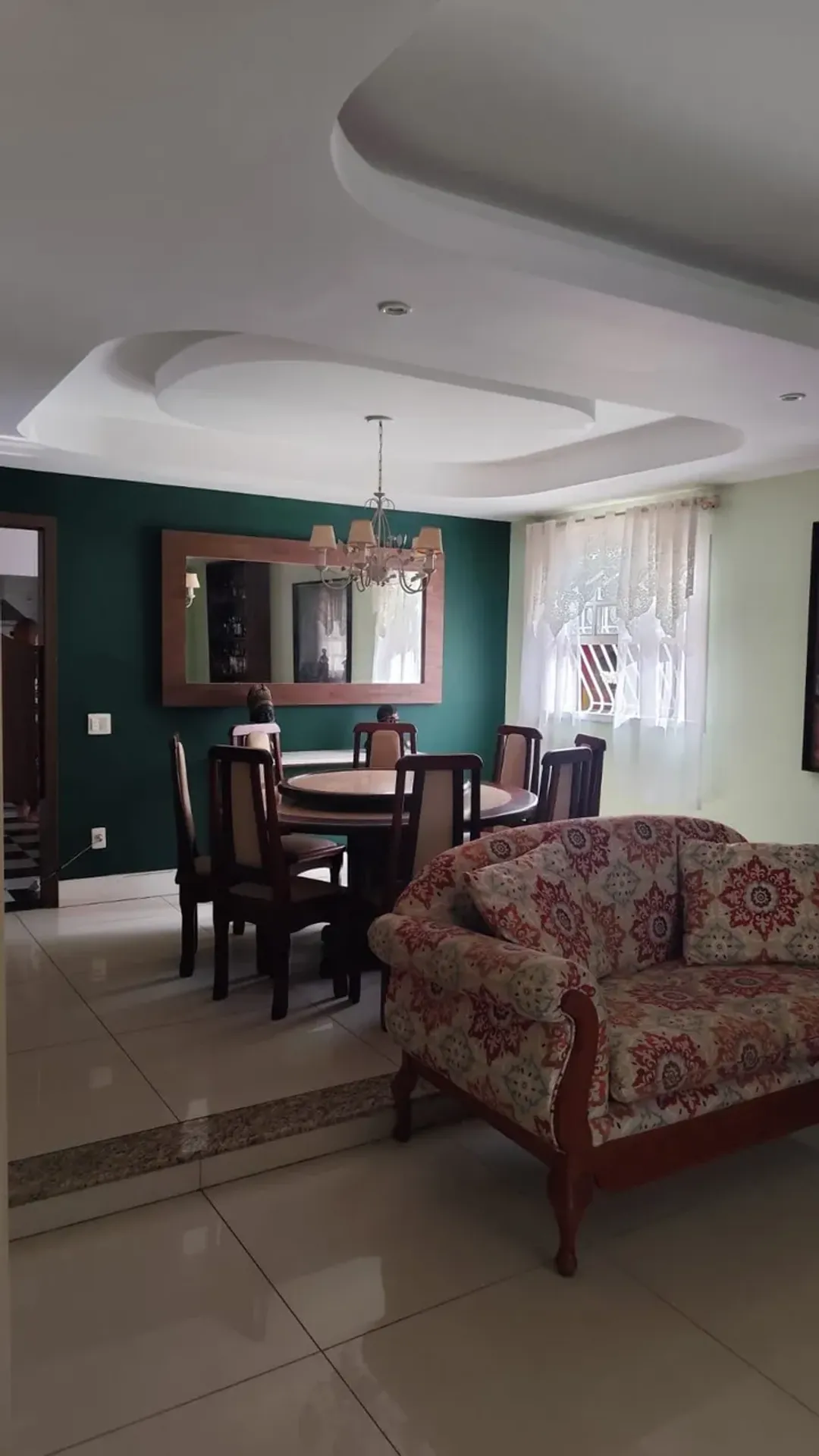 Furnished house, 360 m², with a walk-in closet — photo 18