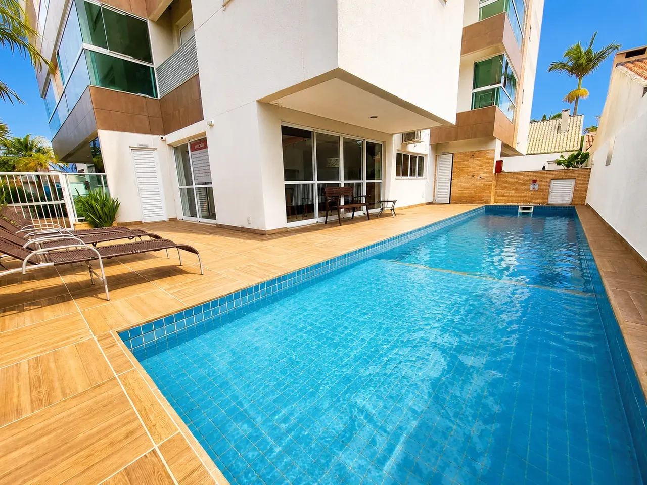 Apartamento amueblado de 3 dormitorios con suite y 2 plazas — photo 14