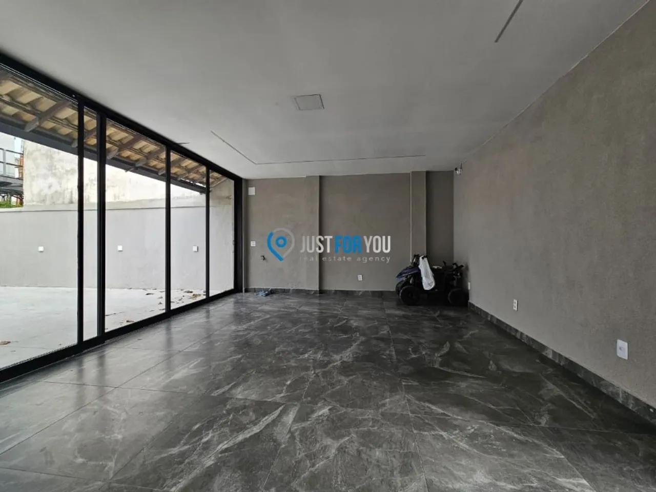 House with 4 bedrooms and an open-air shared pool — photo 17