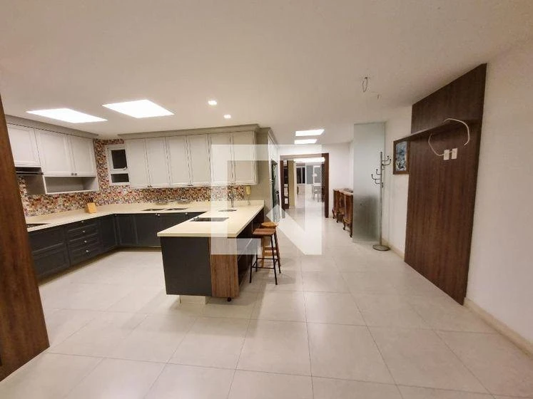 Washing machine in a 3-bedroom apartment, 300 m² — photo 22