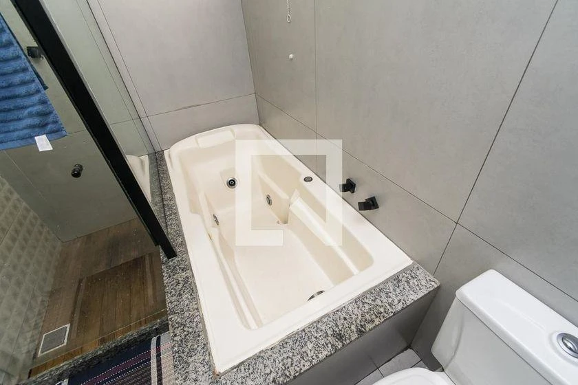 Casa de 400 m² com 4 suítes e 6 banheiros — photo 32