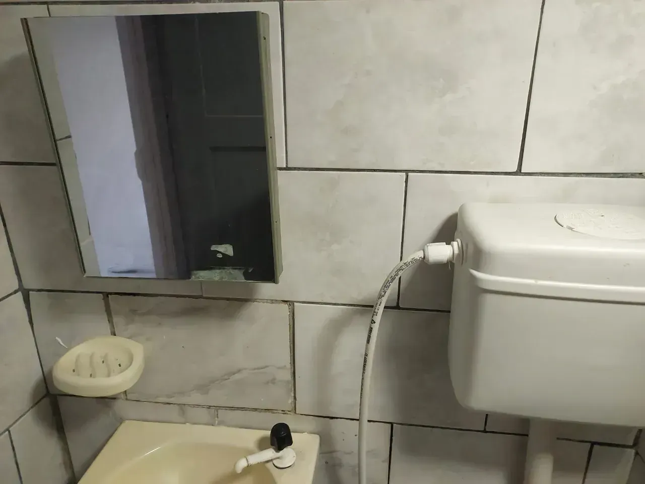 Unfurnished 2-bedroom apartment without parking — photo 4
