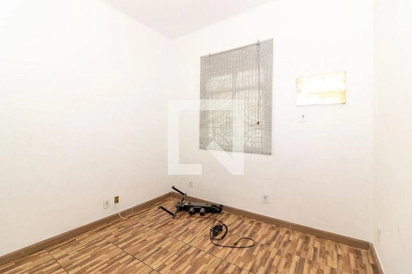 2-bedroom 47 m² apartment with a glass shower box — photo 18