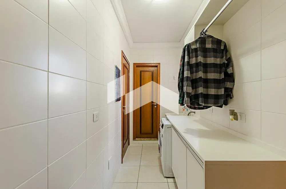 Furnished 3-bedroom apartment with balcony and barbecue grill — photo 12