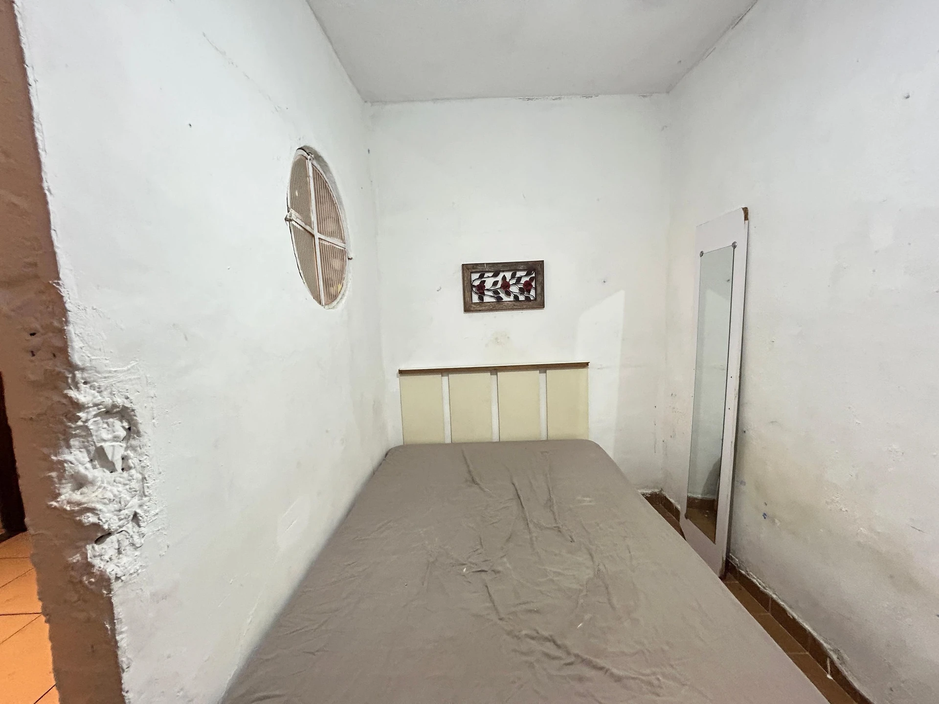 House for rent with 2 bedrooms, balcony and yard — photo 23