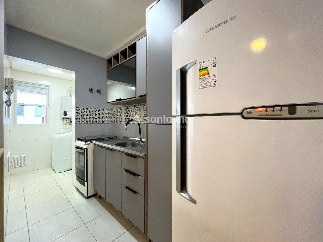 Furnished 2-bedroom apartment with balcony — photo 6