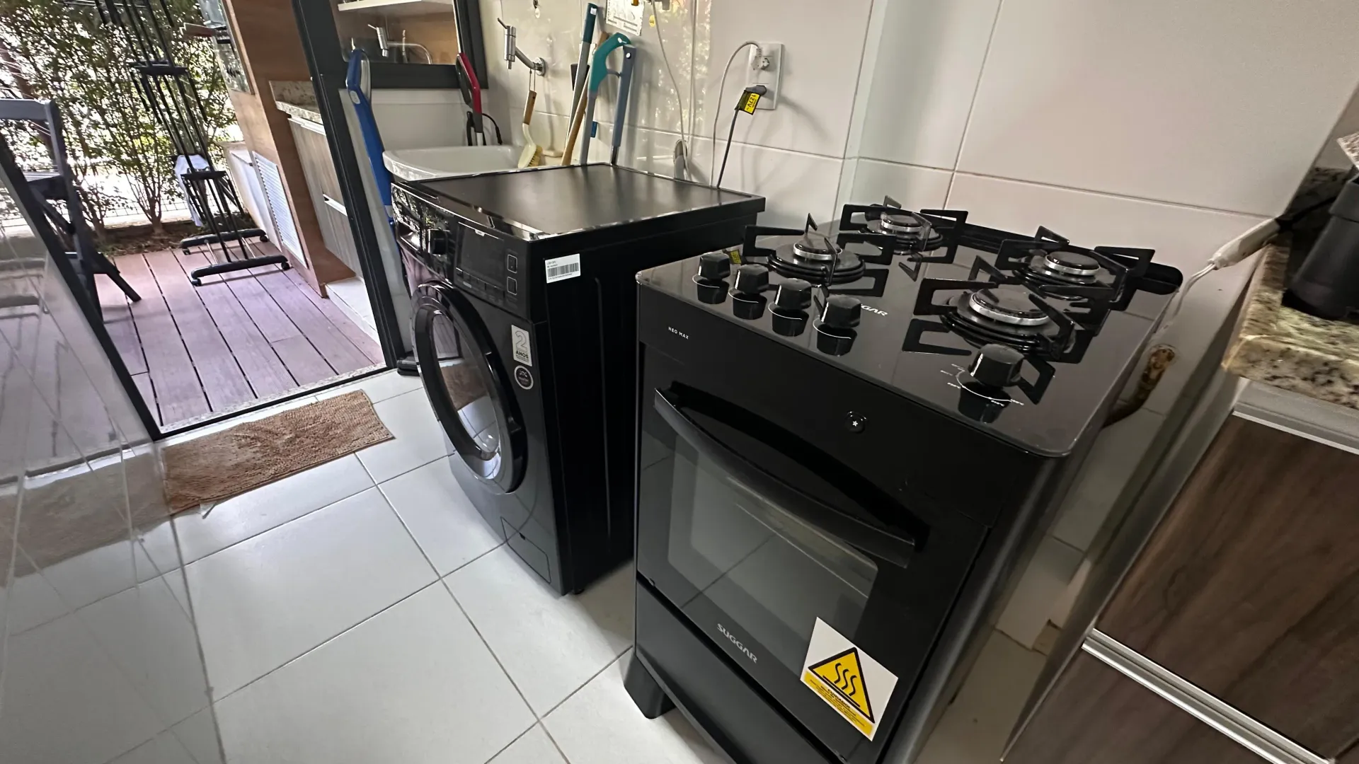 Apartamento semimobiliado com cozinha fechada e 2 vagas — photo 20
