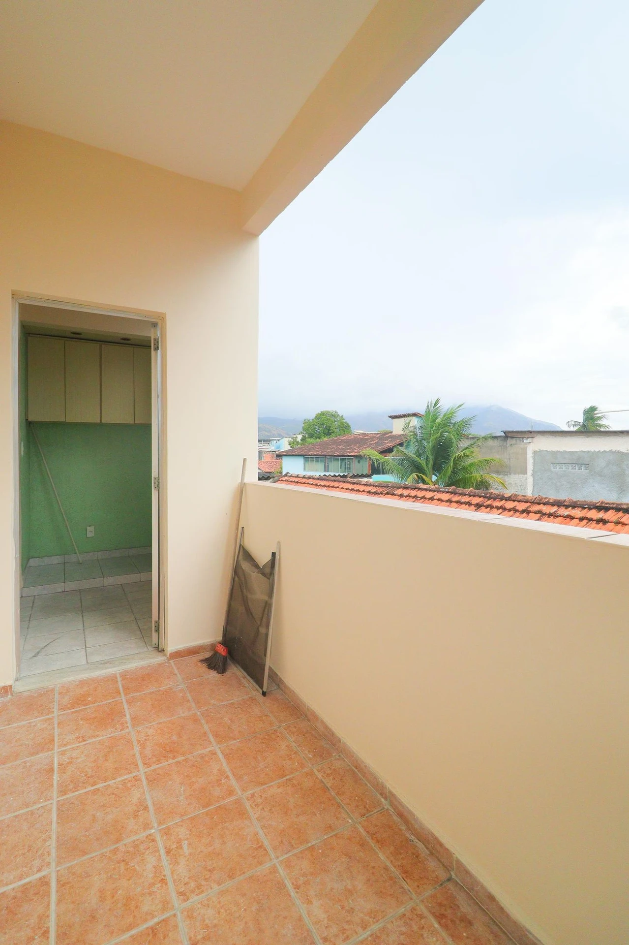 Rental apartment with 2 bedrooms and 2 bathrooms — photo 19