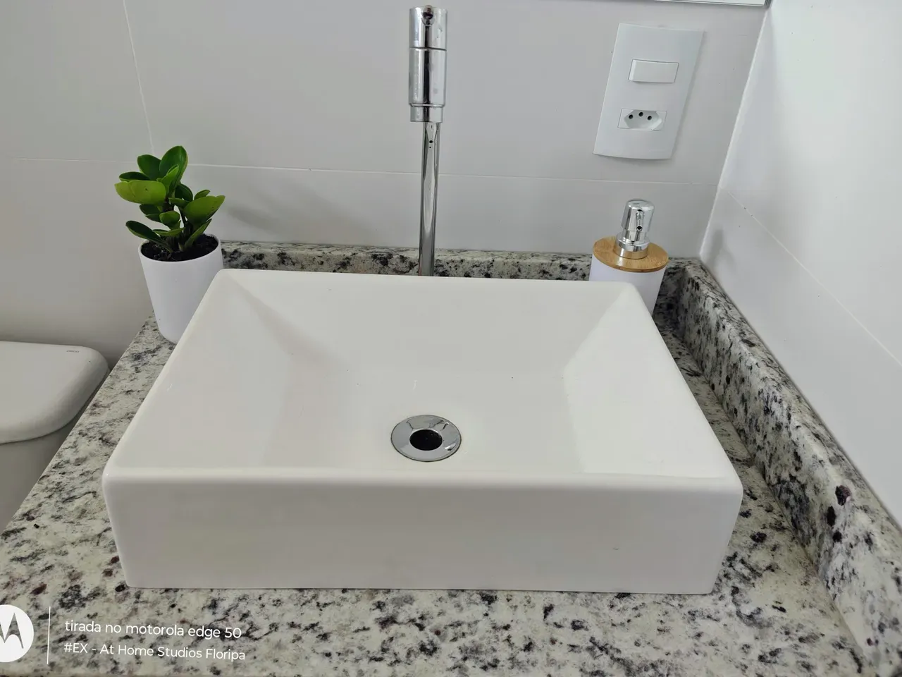 Furnished 30 m² studio in Florianópolis — photo 18