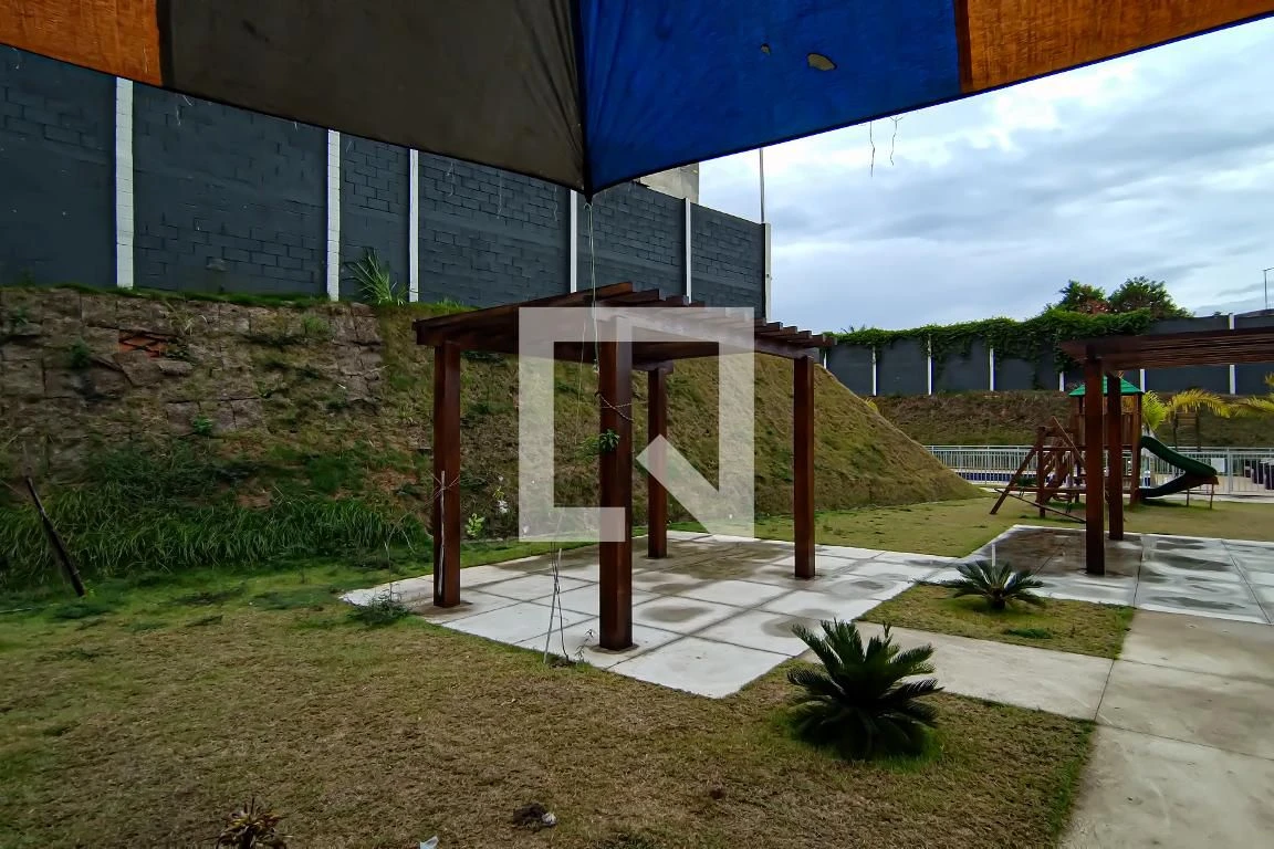 2-bedroom apartment in a building with a pool — photo 12